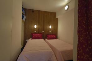 MOY4chambre 3.JPG